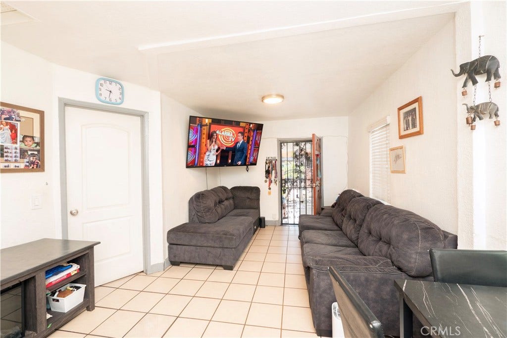 541 S Indiana, Los Angeles, CA 90063 541 S Indiana, Los Angeles, CA 90063