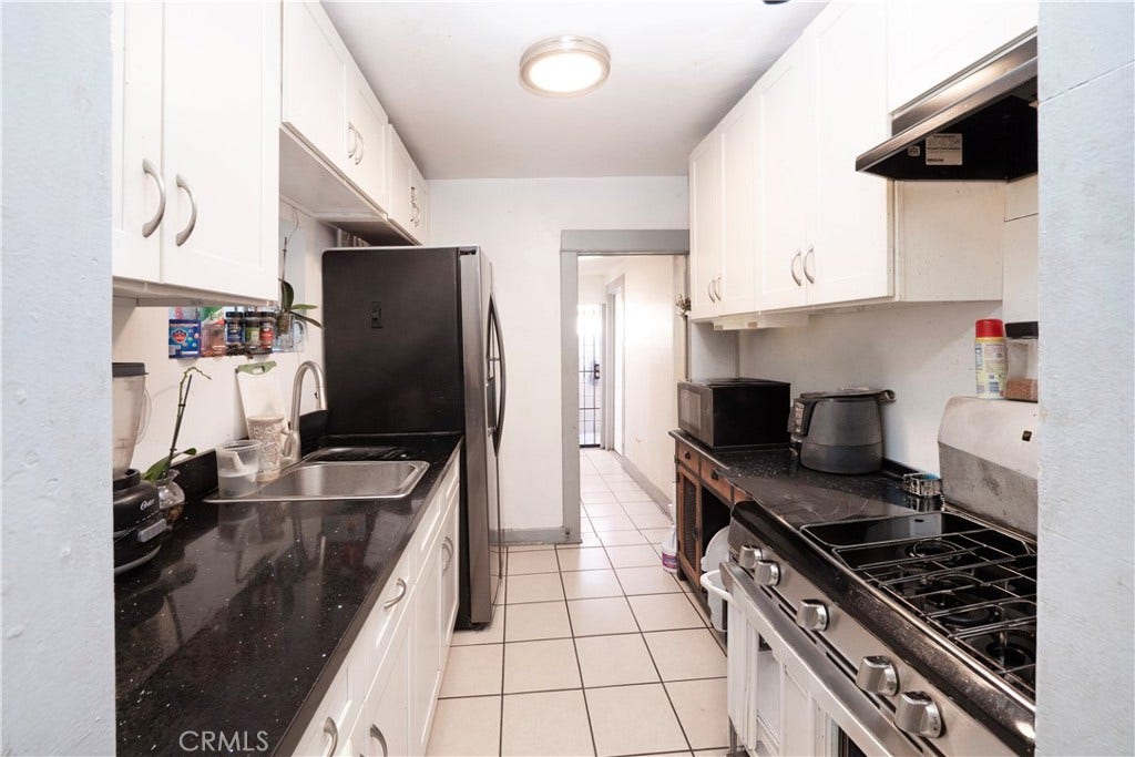 541 S Indiana, Los Angeles, CA 90063 541 S Indiana, Los Angeles, CA 90063