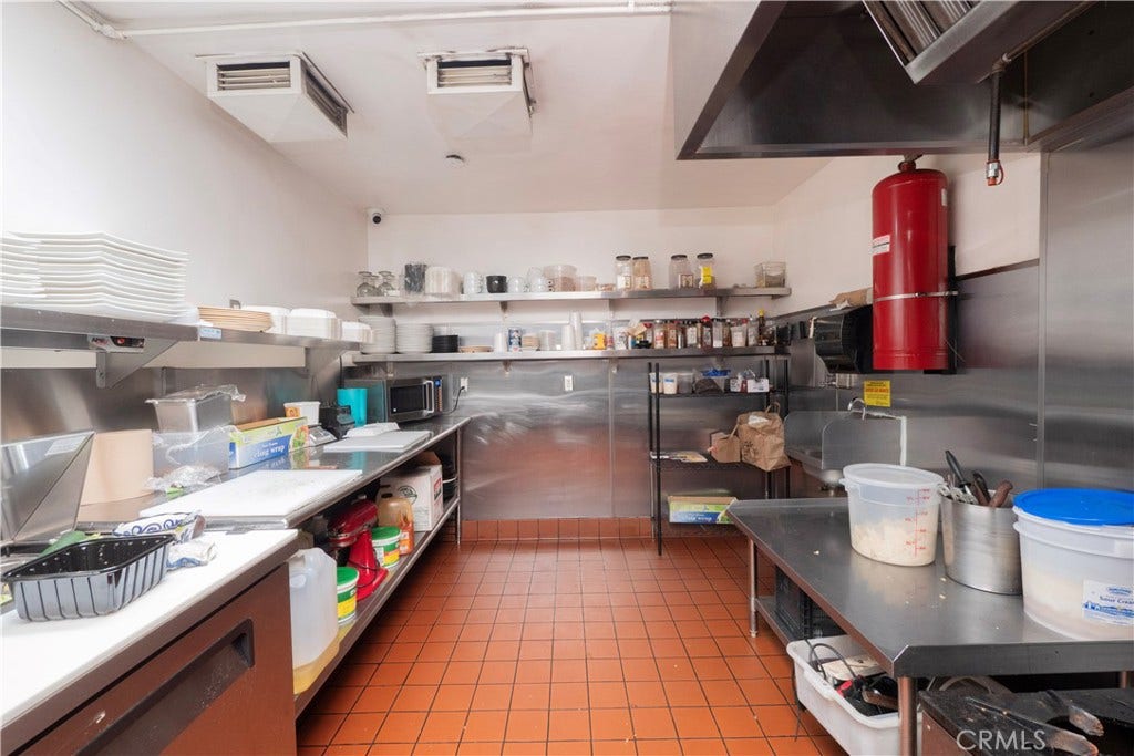 541 S Indiana, Los Angeles, CA 90063 541 S Indiana, Los Angeles, CA 90063