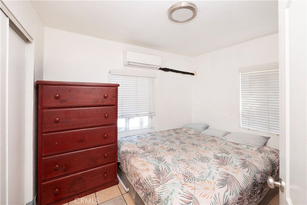 541 S Indiana, Los Angeles, CA 90063 541 S Indiana, Los Angeles, CA 90063