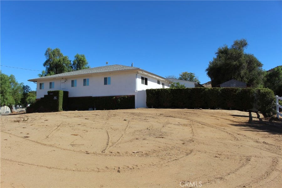 Property photo for 34740 Via Carnaghi, Wildomar, CA