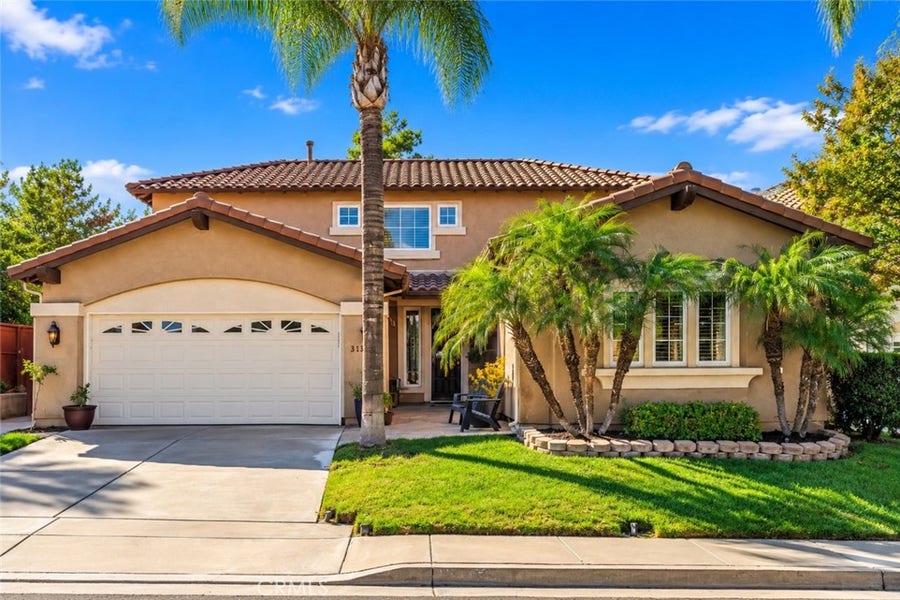Property photo for 31520 Champions Circle, Temecula, CA