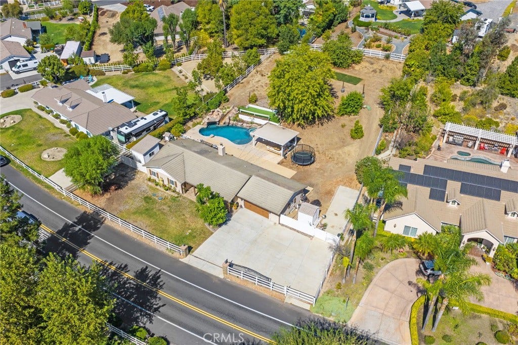 30270 Del Rey Road, Temecula, CA 92591 30270 Del Rey Road, Temecula, CA 92591