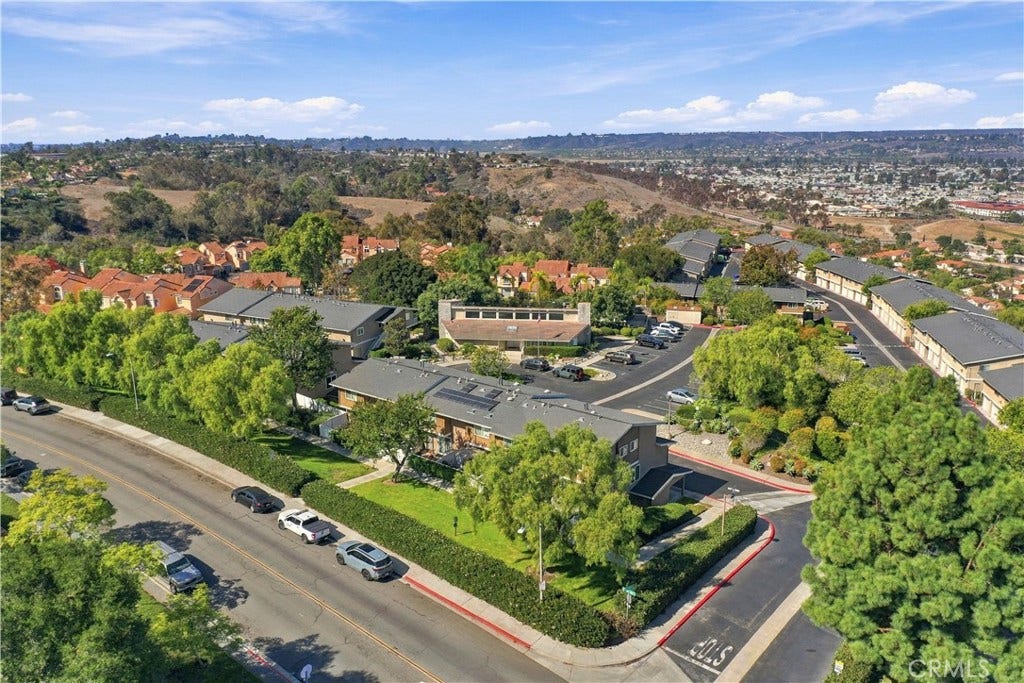 718 Buena Tierra Way, #179, Oceanside, CA 92057 Complex Ariel View