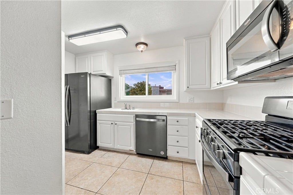 718 Buena Tierra Way, #179, Oceanside, CA 92057 Kitchen
