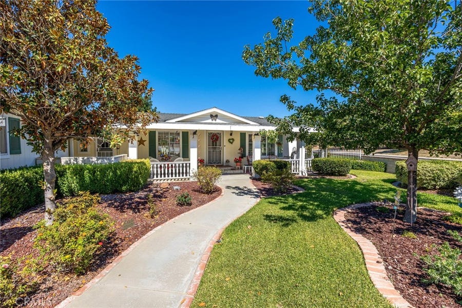 Property photo for 2502 Peach Tree Street, Hemet, CA