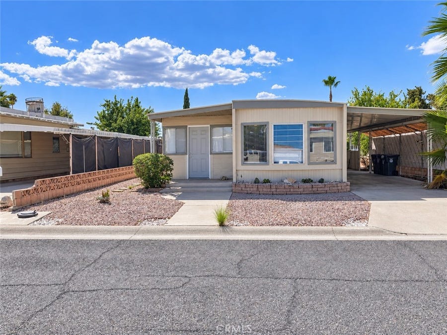 Property photo for 690 Santa Clara, Hemet, CA
