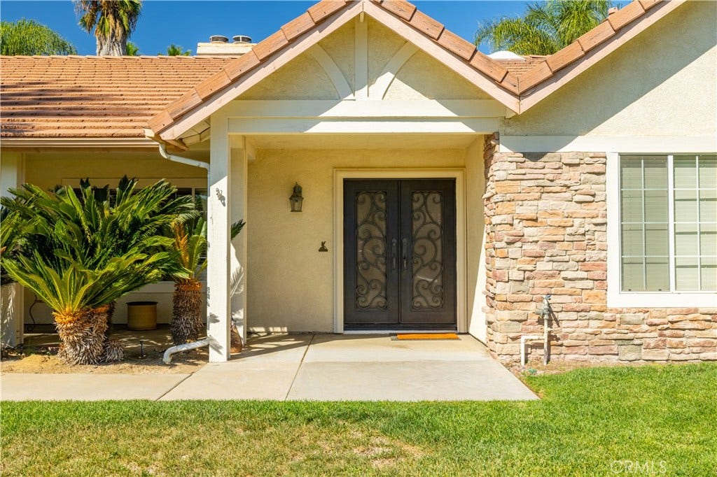 28690 Capano Bay Court, Menifee, CA 92584 Front Entrance