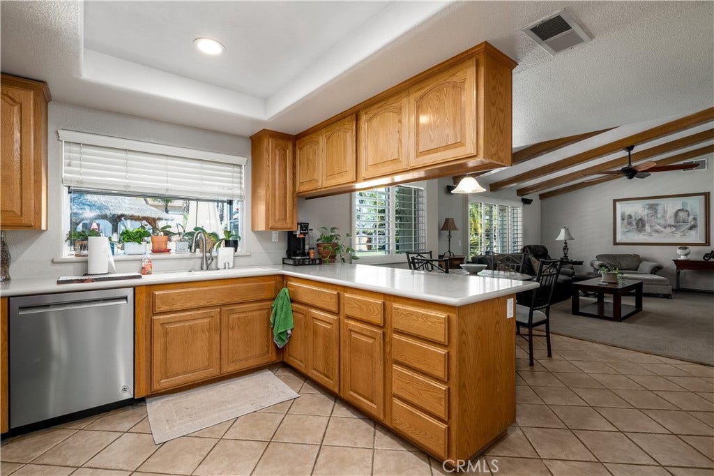 28690 Capano Bay Court, Menifee, CA 92584 Kitchen