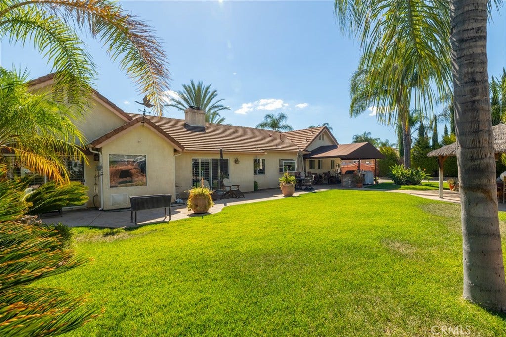 28690 Capano Bay Court, Menifee, CA 92584 Yard