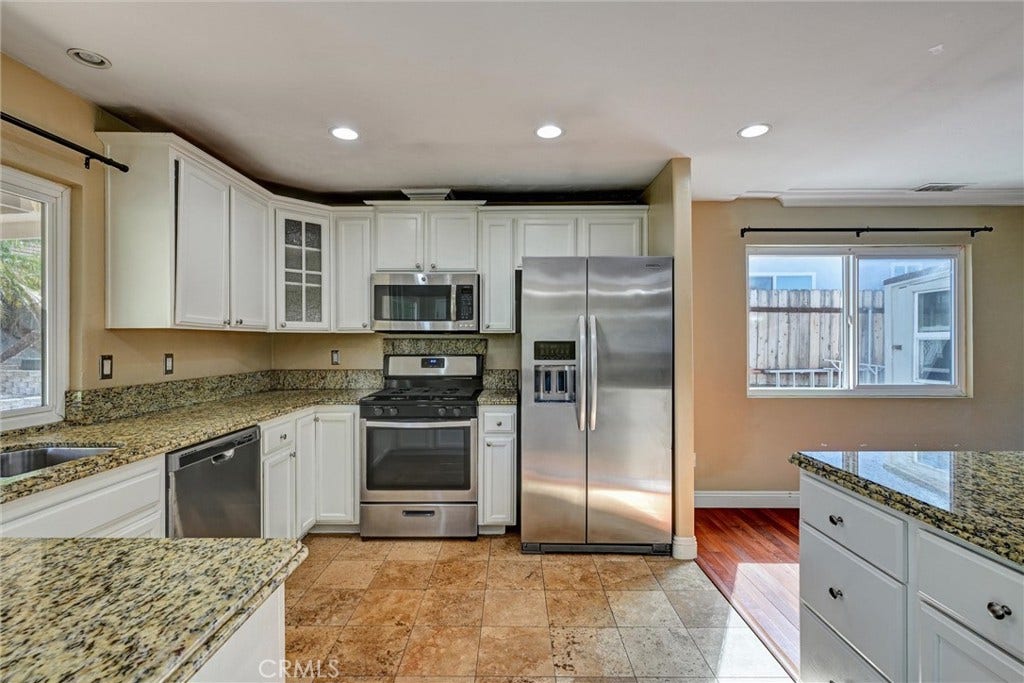2082 Valley Lake Drive, El Cajon, CA 92020