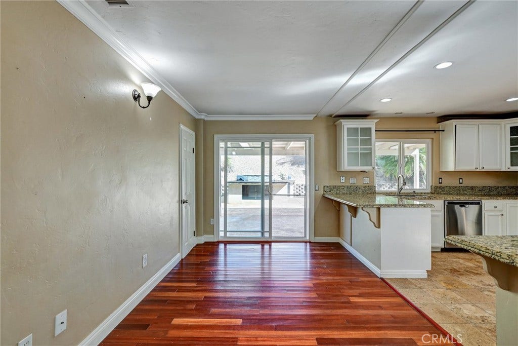 2082 Valley Lake Drive, El Cajon, CA 92020