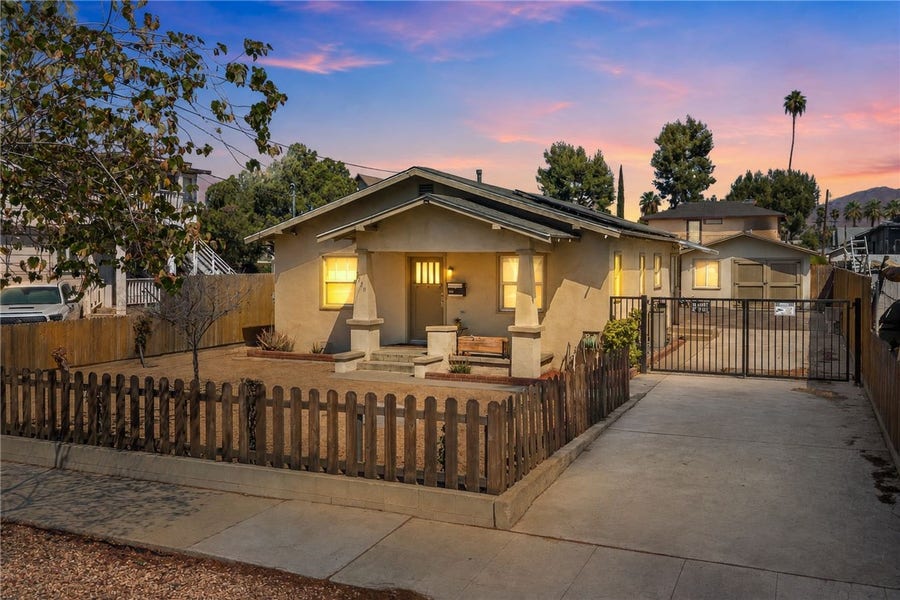 Property photo for 3328 Comer, Riverside, CA