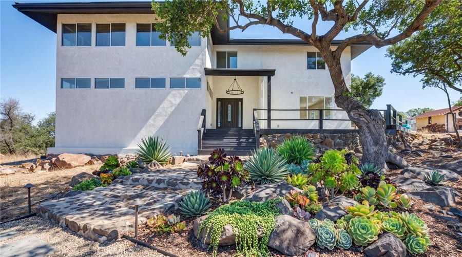 Property photo for 43500 Camino De Las Brisas, Murrieta, CA