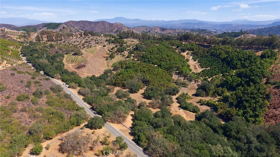 Property photo for 69 Via Vaquero, Temecula, CA