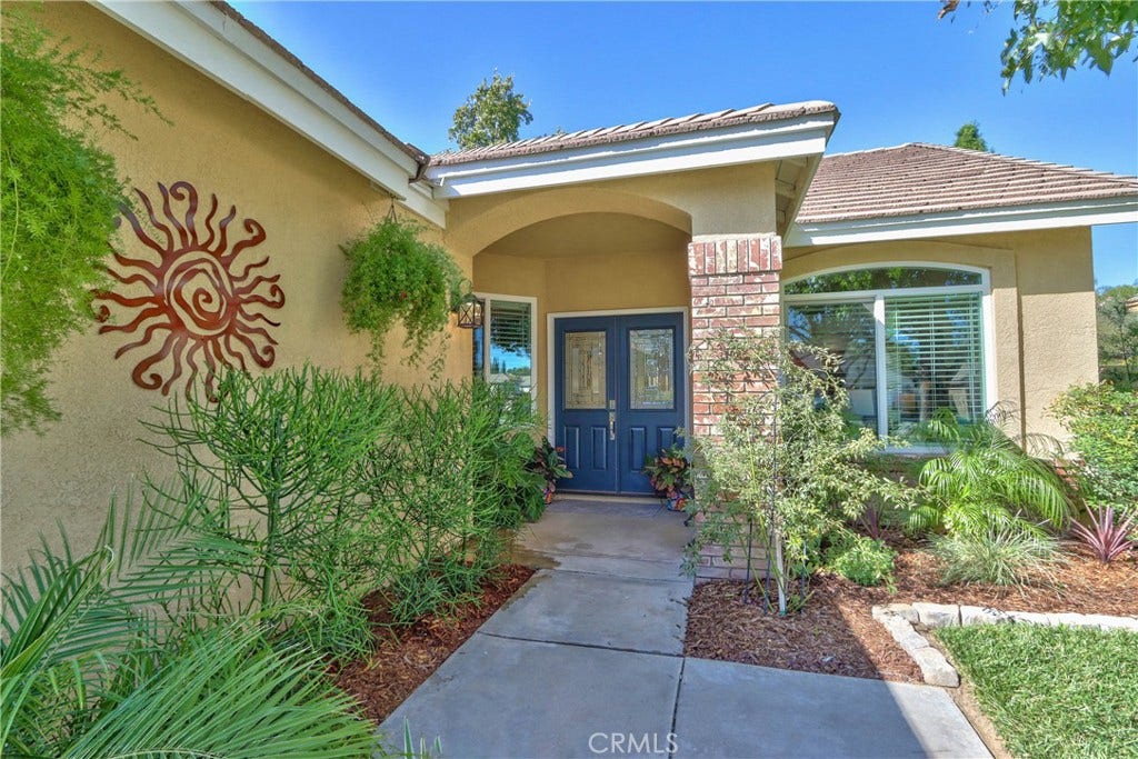 32098 Camino Seneco, Temecula, CA 92592 32098 Camino Seneco, Temecula, CA 92592