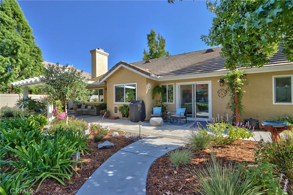 32098 Camino Seneco, Temecula, CA 92592 32098 Camino Seneco, Temecula, CA 92592