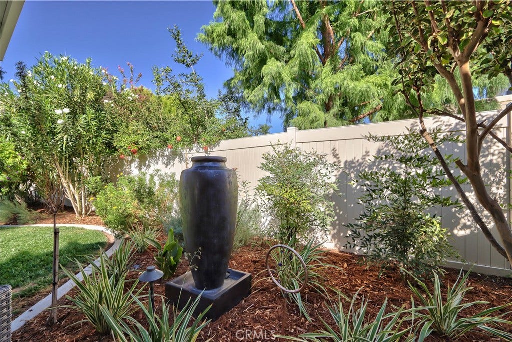 32098 Camino Seneco, Temecula, CA 92592 32098 Camino Seneco, Temecula, CA 92592