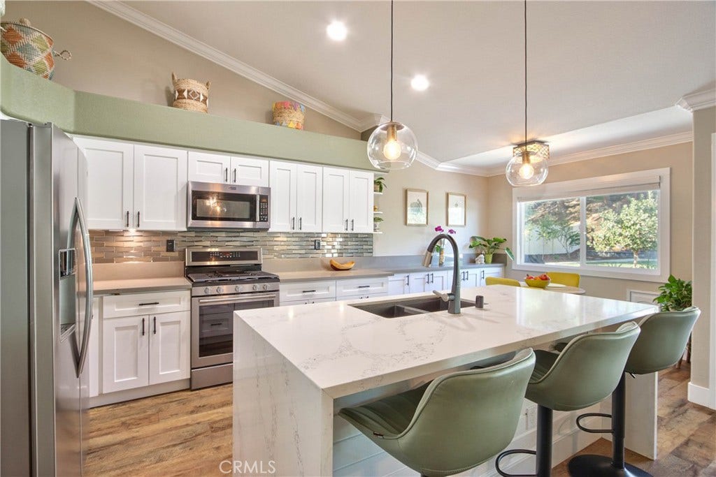 32098 Camino Seneco, Temecula, CA 92592 32098 Camino Seneco, Temecula, CA 92592