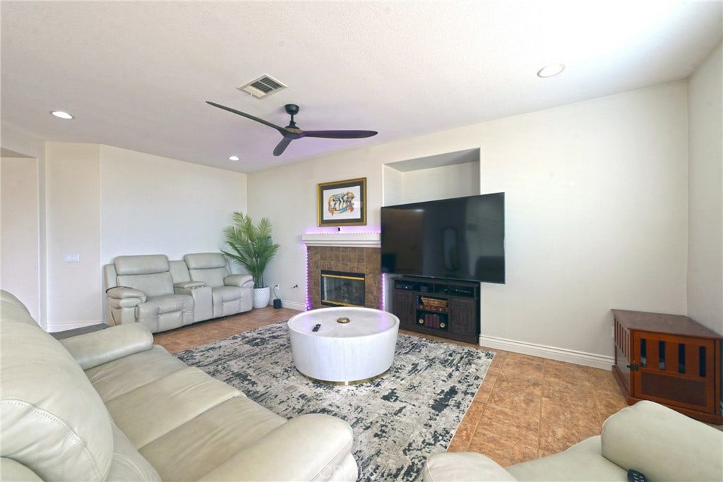 26784 Lemon Grass, Murrieta, CA 92562 26784 Lemon Grass, Murrieta, CA 92562