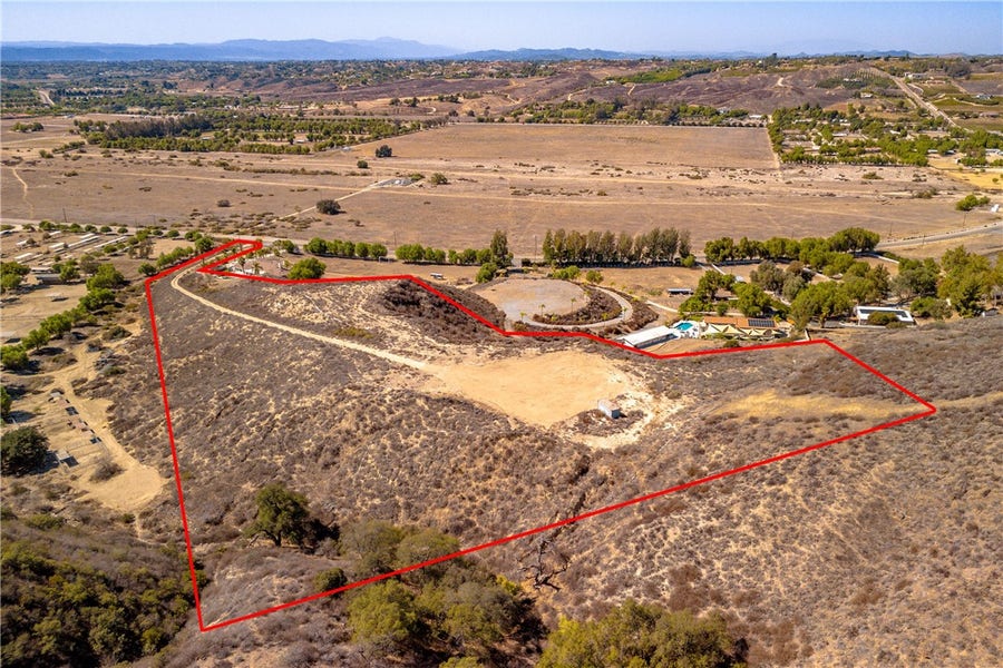 Property photo for 38038 Pauba Road, Temecula, CA
