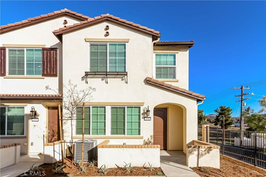 Property photo for 24969 Siempre Court, Wildomar, CA