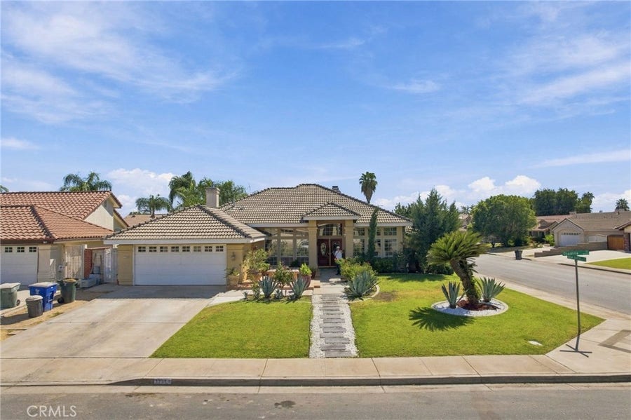 Property photo for 11119 Quadrille Court, Bakersfield, CA