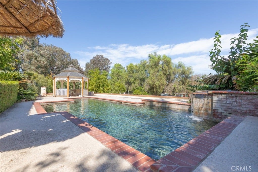 32162 Leslie Street, Wildomar, CA 92595 32162 Leslie Street, Wildomar, CA 92595