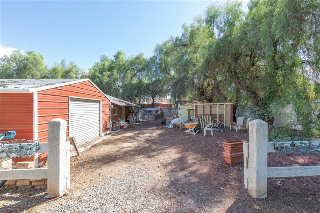 32162 Leslie Street, Wildomar, CA 92595 32162 Leslie Street, Wildomar, CA 92595