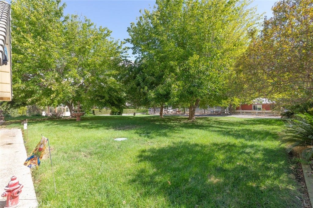 32162 Leslie Street, Wildomar, CA 92595 32162 Leslie Street, Wildomar, CA 92595