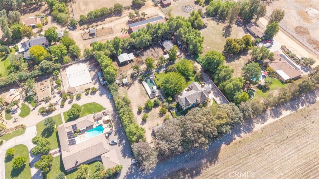 32162 Leslie Street, Wildomar, CA 92595 32162 Leslie Street, Wildomar, CA 92595