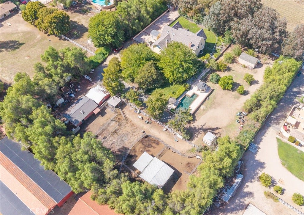 32162 Leslie Street, Wildomar, CA 92595 32162 Leslie Street, Wildomar, CA 92595