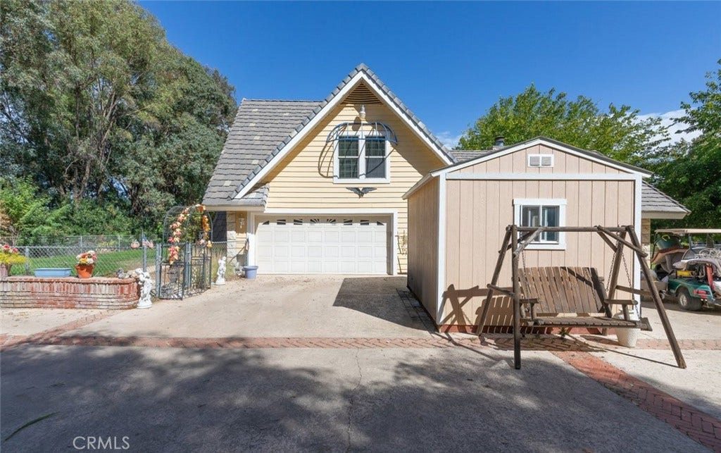 32162 Leslie Street, Wildomar, CA 92595 32162 Leslie Street, Wildomar, CA 92595