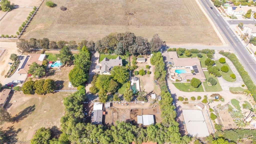 32162 Leslie Street, Wildomar, CA 92595 32162 Leslie Street, Wildomar, CA 92595
