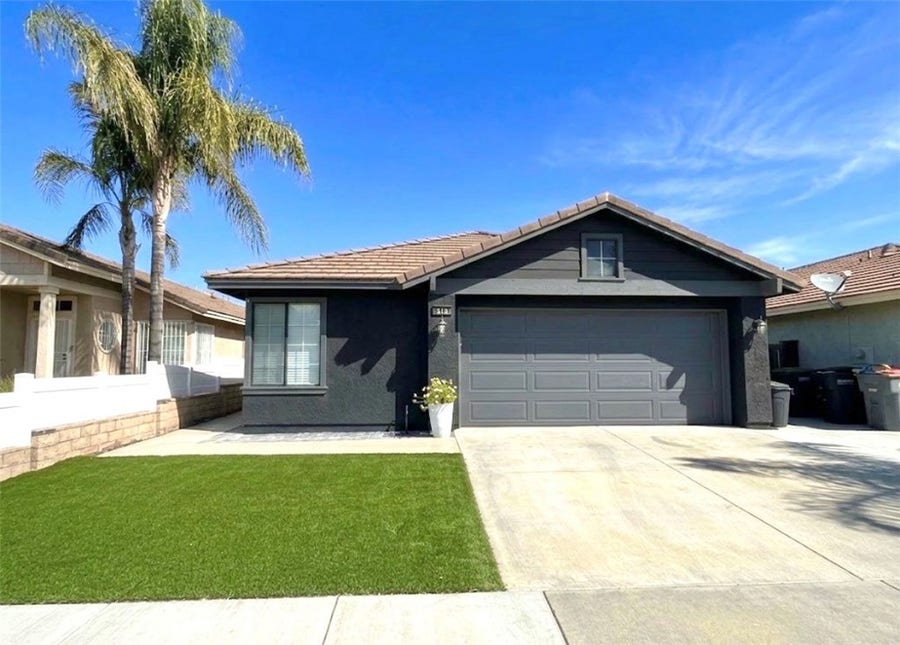 Property photo for 518 Lassa Way, Perris, CA
