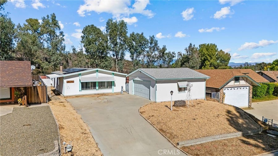 Property photo for 33275 Mill Pond, Wildomar, CA
