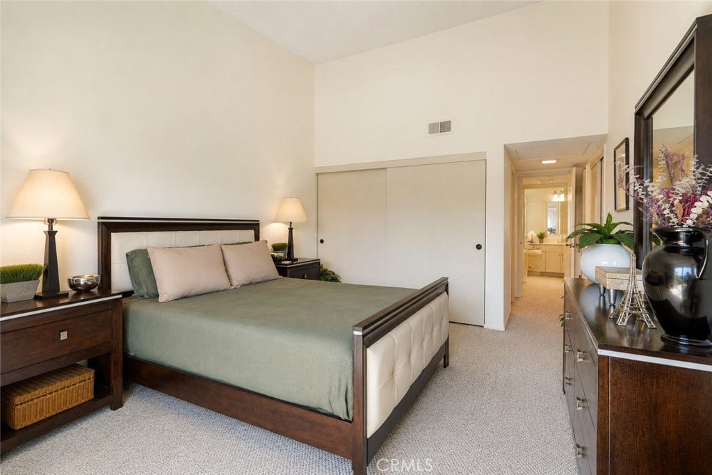 17808 Corte Huasco Street, #60, San Diego, CA 92128