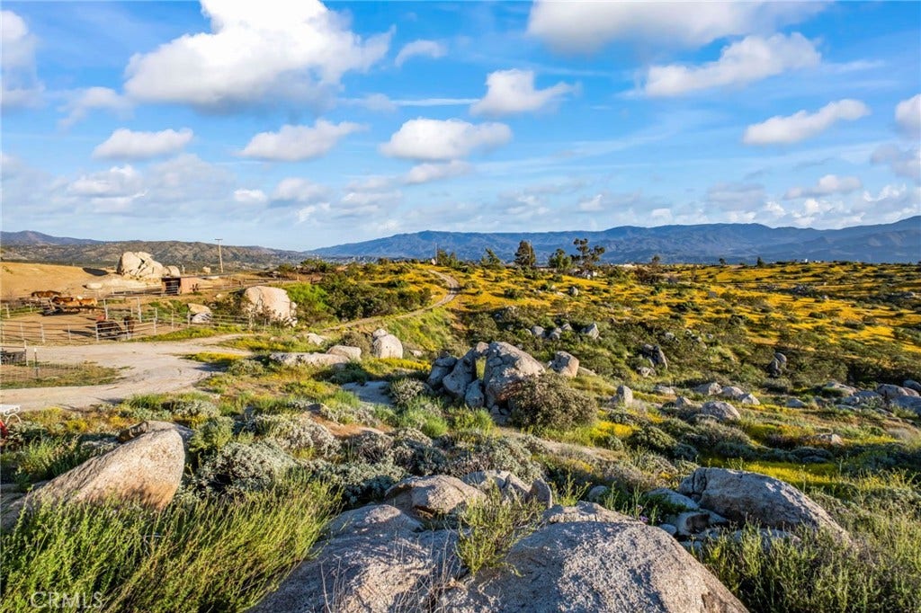42355 Fresz Road, Aguanga, CA 92536 42355 Fresz Road, Aguanga, CA 92536