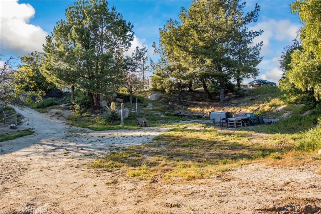 42355 Fresz Road, Aguanga, CA 92536 42355 Fresz Road, Aguanga, CA 92536
