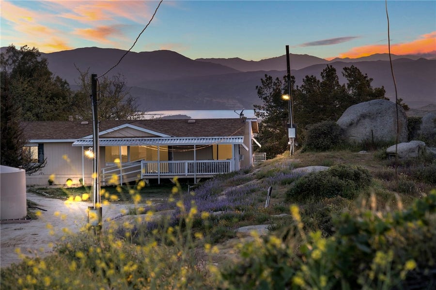 Property photo for 42355 Fresz Road, Aguanga, CA