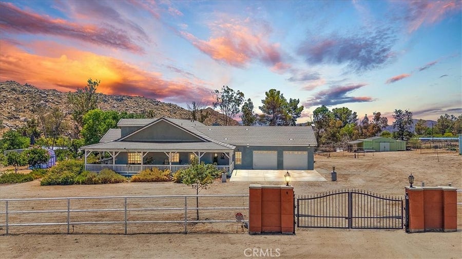 Property photo for 23711 California Avenue, Hemet, CA