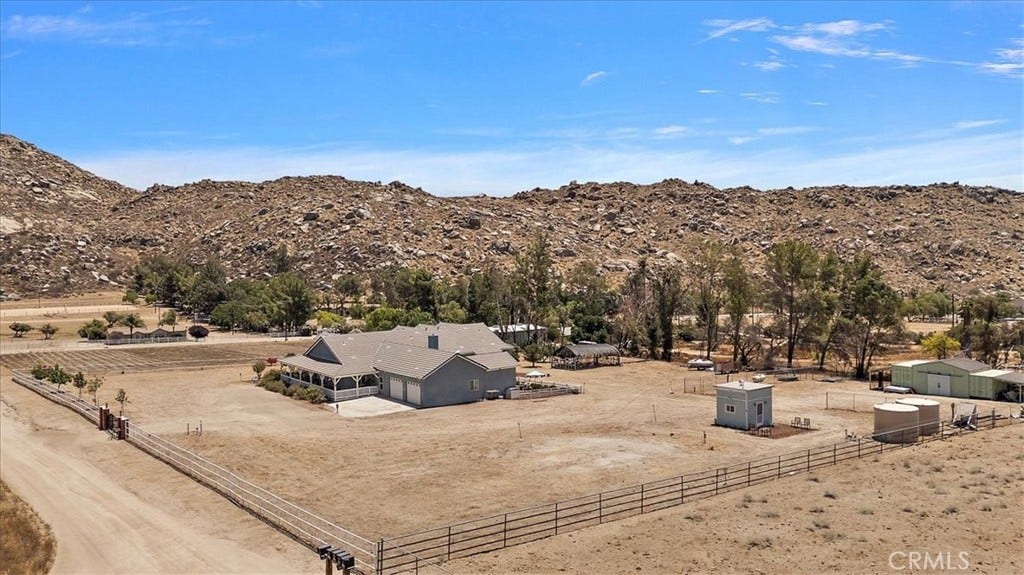 23711 California Avenue, Hemet, CA 92545 23711 California Avenue, Hemet, CA 92545