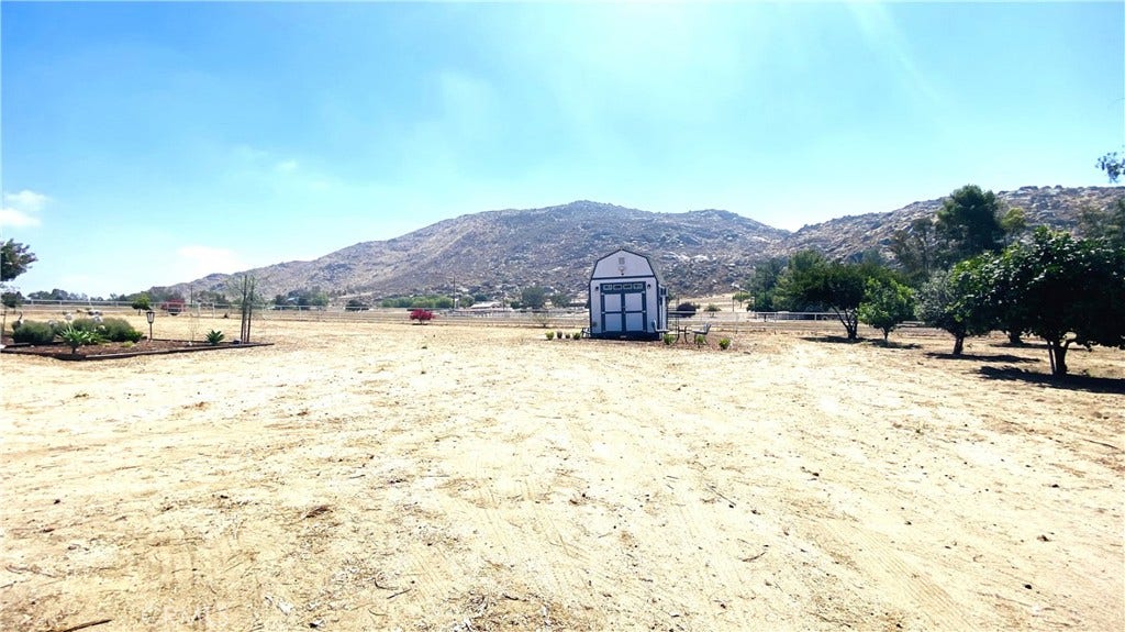 23711 California Avenue, Hemet, CA 92545 23711 California Avenue, Hemet, CA 92545
