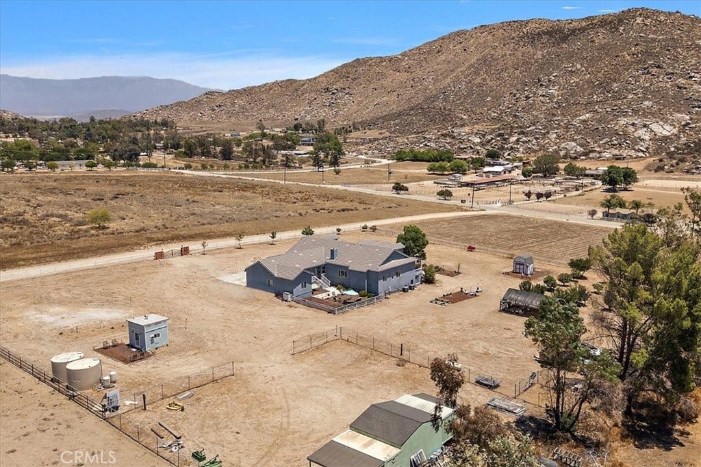 23711 California Avenue, Hemet, CA 92545 23711 California Avenue, Hemet, CA 92545