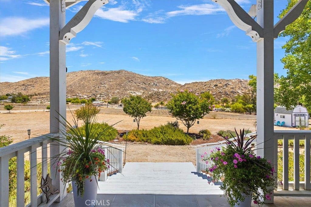 23711 California Avenue, Hemet, CA 92545 23711 California Avenue, Hemet, CA 92545