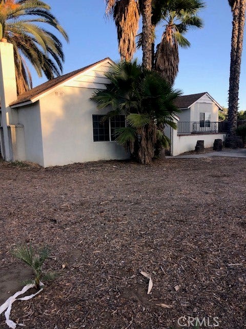296 PALM AVE, Hemet, CA 92543 296 PALM AVE, Hemet, CA 92543