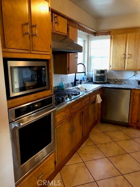 296 PALM AVE, Hemet, CA 92543 296 PALM AVE, Hemet, CA 92543