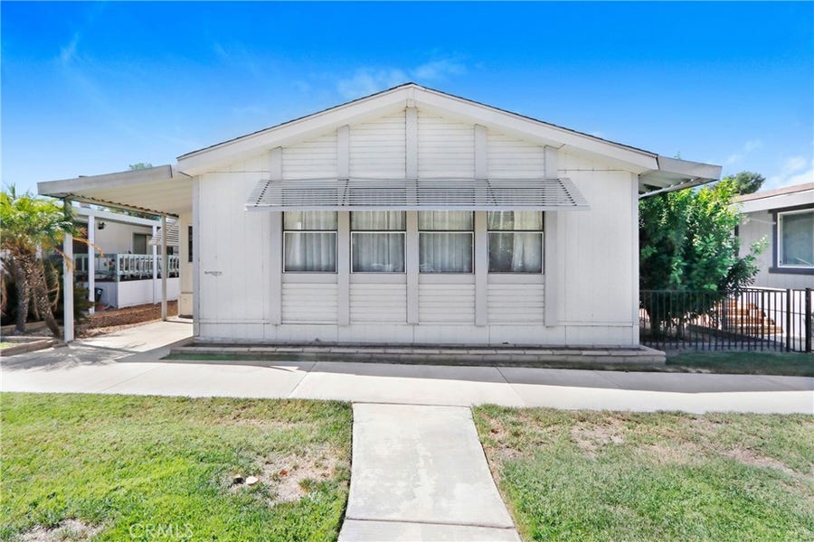 Property photo for 1216 Lodgepole Drive, Hemet, CA