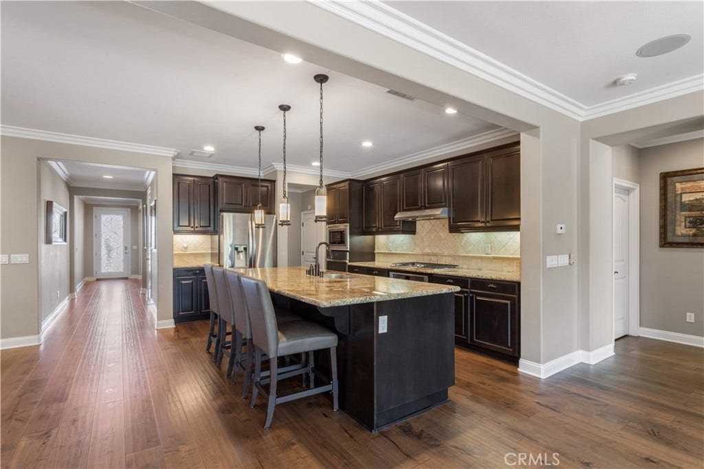 34581 Collier Falls Court, Temecula, CA 92592 GRANITE COUNTERTOPS