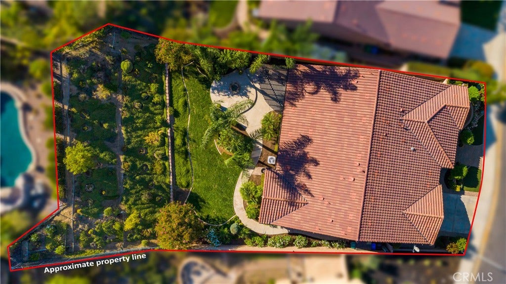 34581 Collier Falls Court, Temecula, CA 92592 12,632 LOT SIZE